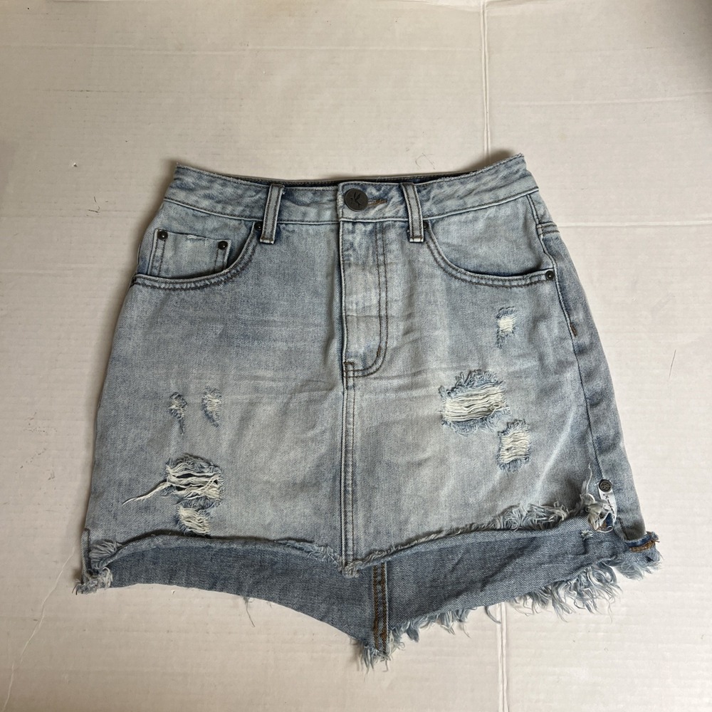One Teaspoon Mini Skirt Women's Size 27 High Waist Distressed‎ Denim Raw Hem